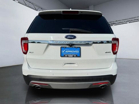 Used 2016 Ford Explorer XLT AWD/4WD image 6