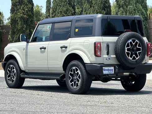 New 2026 Ford Bronco Outer Banks AWD/4WD image 6