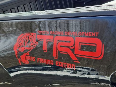 Used 2019 Toyota Tacoma SR5 image 32