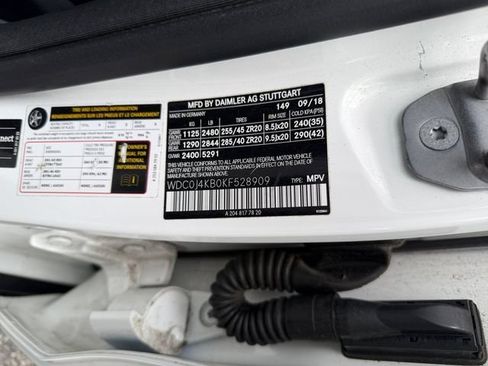Used 2019 Mercedes-Benz GLC 300 4MATIC Coupe image 32
