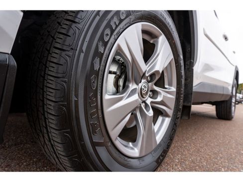 Certified 2025 Toyota RAV4 XLE image 9