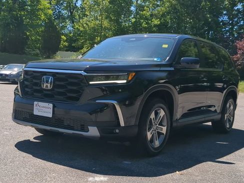 Used 2025 Honda Pilot EX-L image 7