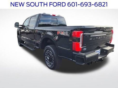 New 2025 Ford F250 Platinum image 3