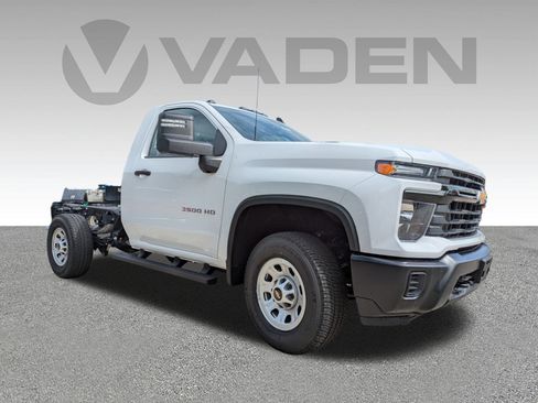 New 2025 Chevrolet Silverado 3500 W/T w/ WT Convenience Package image 3