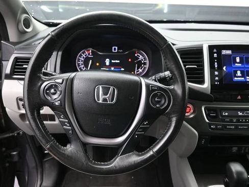 Certified 2017 Honda Pilot EX-L image 7