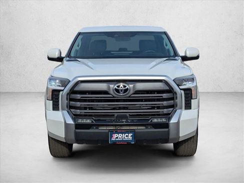 Used 2024 Toyota Tundra Limited image 2