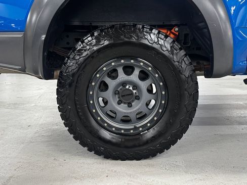 Used 2019 Ford F150 Raptor w/ Equipment Group 802A Luxury image 45