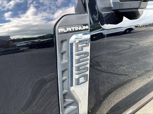 Used 2024 Ford F250 Platinum AWD/4WD image 34