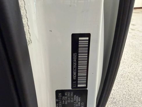 Used 2016 Kia Sedona LX FWD image 54