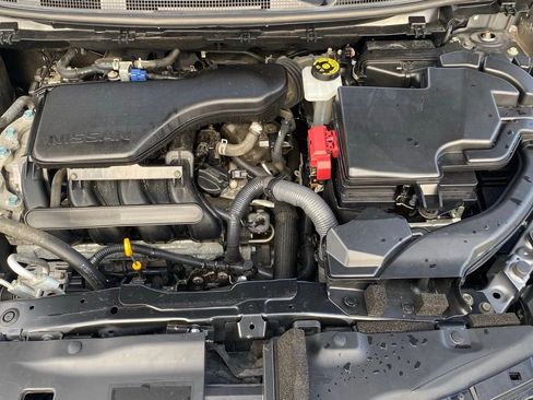 Used 2019 Nissan Rogue Sport S image 28