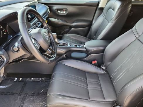 Used 2025 Honda HR-V EX-L image 12