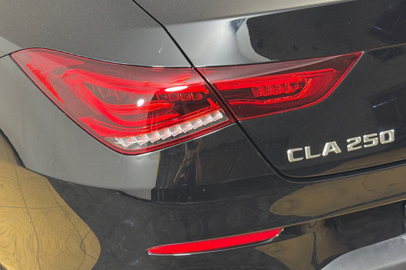Used 2022 Mercedes-Benz CLA 250 image 25