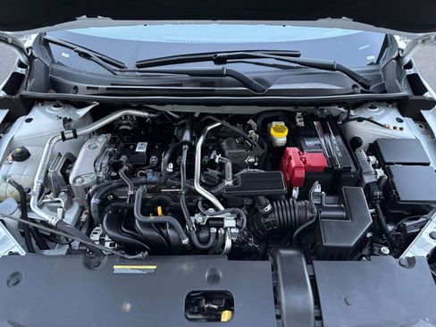 Used 2025 Nissan Sentra SV FWD image 30