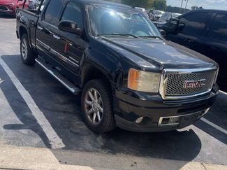 Used 2009 GMC Sierra 1500 Denali image 1