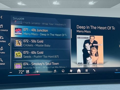 Used 2025 BMW i4 eDrive40 w/ Premium Package image 20