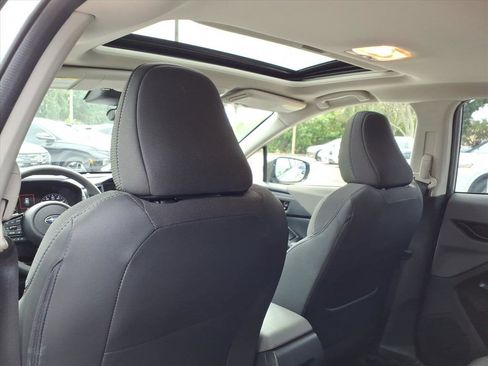 Used 2024 Subaru Crosstrek 2.0i Premium image 17