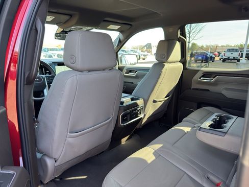 Used 2025 GMC Sierra 1500 SLT w/ SLT Premium Plus Package image 11