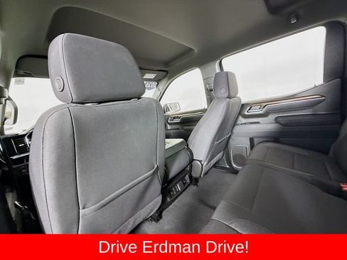 Used 2026 Chevrolet Silverado 1500 LT AWD/4WD image 10