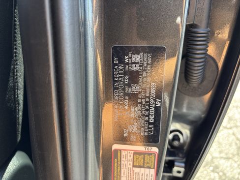 Certified 2023 Kia Soul EX FWD image 30