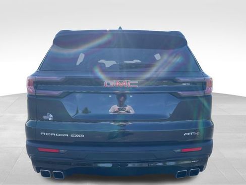 Used 2025 GMC Acadia AT4 AWD/4WD image 4