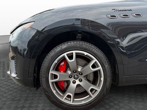 Used 2023 Maserati Levante Modena AWD/4WD image 9