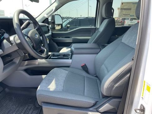New 2026 Ford F250 XLT w/ FX4 Off-Road Package AWD/4WD image 11