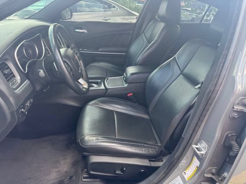 Used 2017 Dodge Charger SXT w/ AWD Plus Group image 15