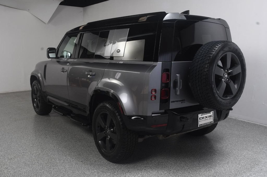 Used 2022 Land Rover Defender 110 X-Dynamic HSE AWD/4WD image 9