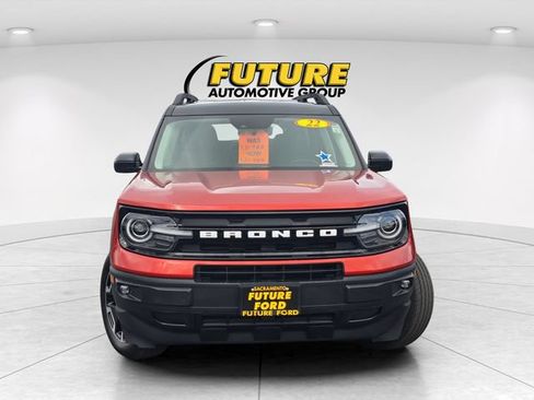 Certified 2022 Ford Bronco Sport Outer Banks w/ Tech Package AWD/4WD image 2