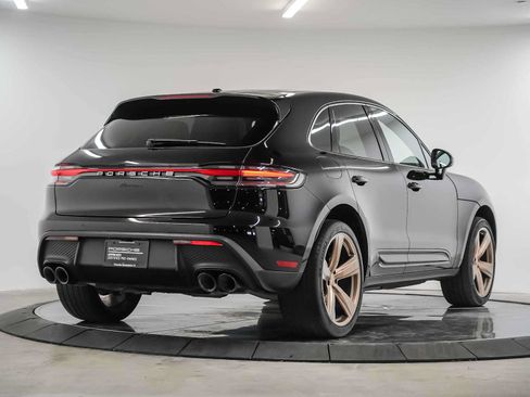 Certified 2023 Porsche Macan AWD/4WD image 9