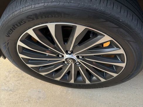 Used 2023 Hyundai Palisade Calligraphy w/ Cargo Package image 16