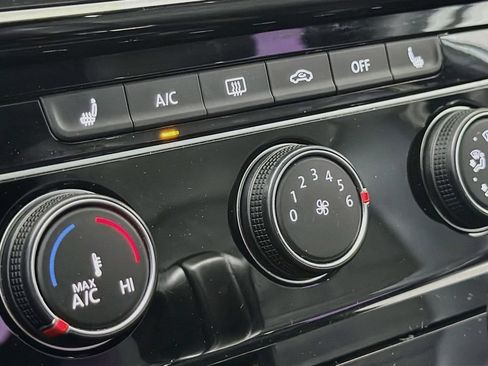 Used 2019 Volkswagen GTI SE w/ SE Experience Package FWD image 20