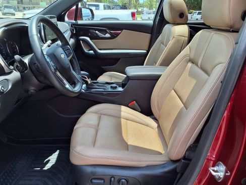Used 2025 Chevrolet Blazer Premier w/ Driver Confidence II Package FWD image 13