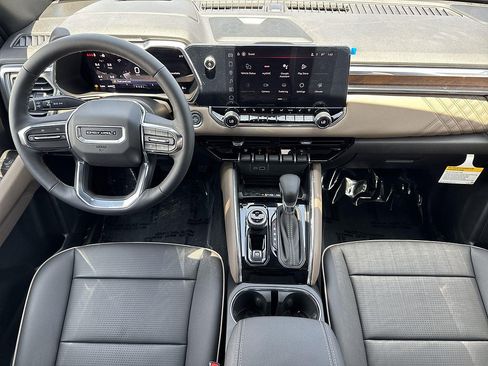 New 2026 GMC Canyon Denali w/ LPO, Denali Black Edition AWD/4WD image 7