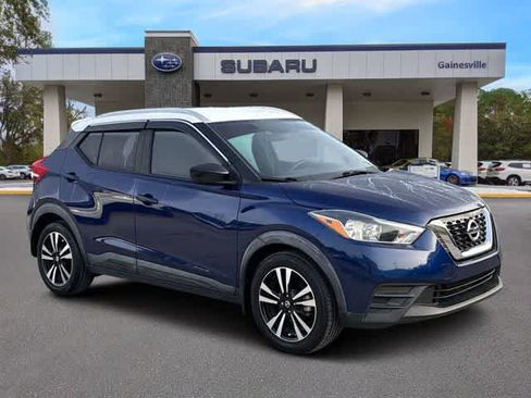 Used 2019 Nissan Kicks SV FWD image 8