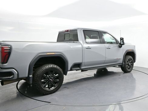 Used 2024 GMC Sierra 3500 AT4 w/ AT4 Premium Plus Package image 7