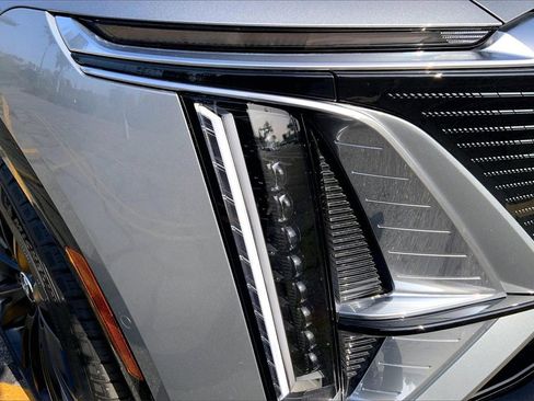 Used 2025 Cadillac Lyriq Luxury image 26