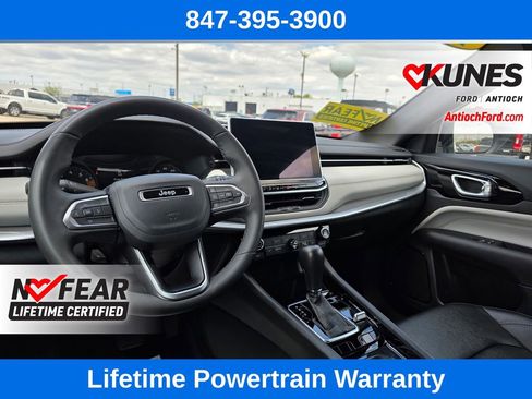 Used 2025 Jeep Compass Limited AWD/4WD image 32