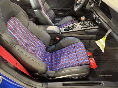 Used 2026 Porsche 911 Carrera RWD image 23
