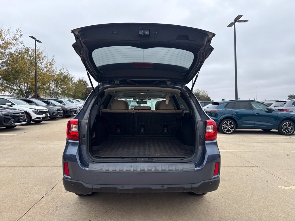 Used 2017 Subaru Outback 2.5i Limited AWD/4WD image 20