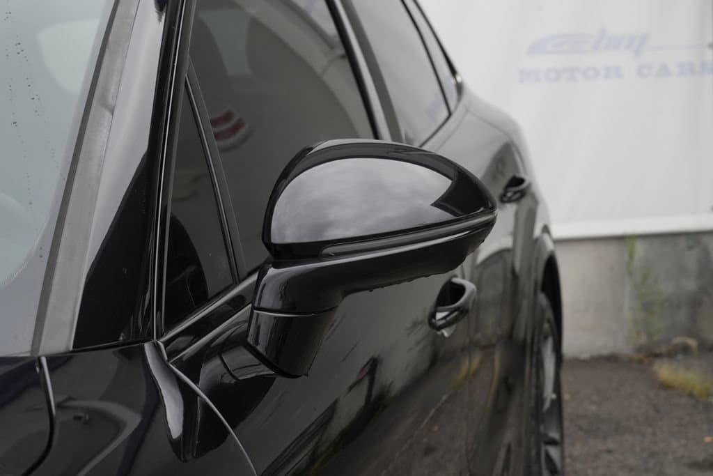 Used 2019 Porsche Cayenne Turbo AWD/4WD image 12