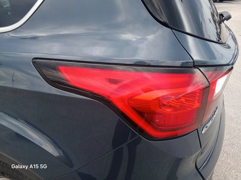 Used 2019 Ford Escape SE FWD image 14
