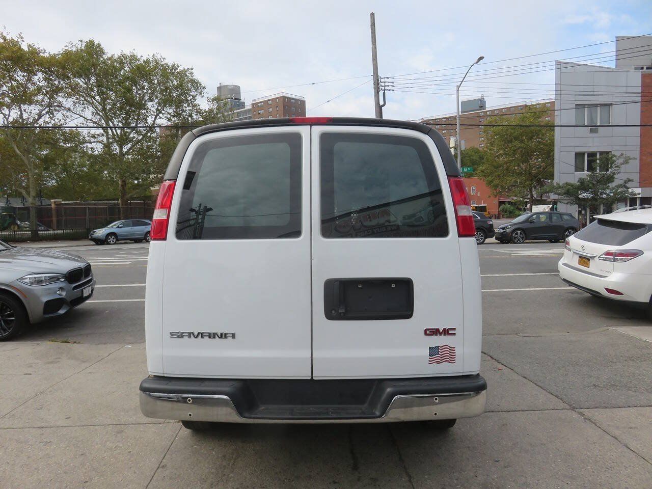 Used 2019 GMC Savana 2500 w/ Driver Convenience Package RWD image 10