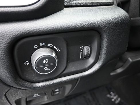 Used 2021 RAM 1500 Big Horn image 18