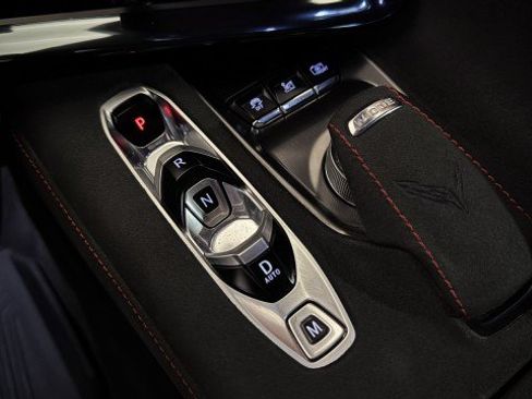 Used 2024 Chevrolet Corvette Stingray Premium Cpe w/ Z51 Performance Package RWD image 8