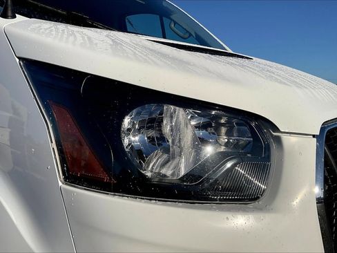 Used 2023 Ford Transit 350 XLT image 24