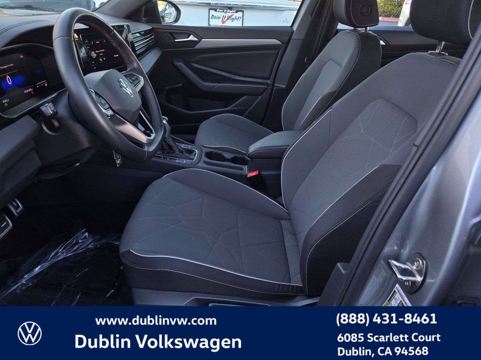 Certified 2025 Volkswagen Jetta Sport FWD image 15
