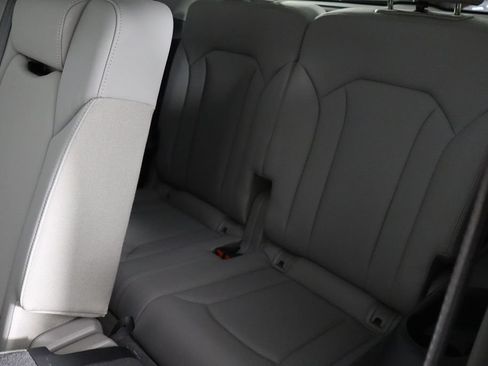 Used 2021 Audi Q7 3.0T Prestige AWD/4WD image 16