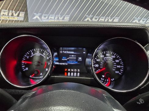 Used 2017 Ford Mustang Coupe RWD image 20