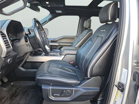 Used 2018 Ford F150 Platinum w/ Equipment Group 701A Luxury AWD/4WD image 12